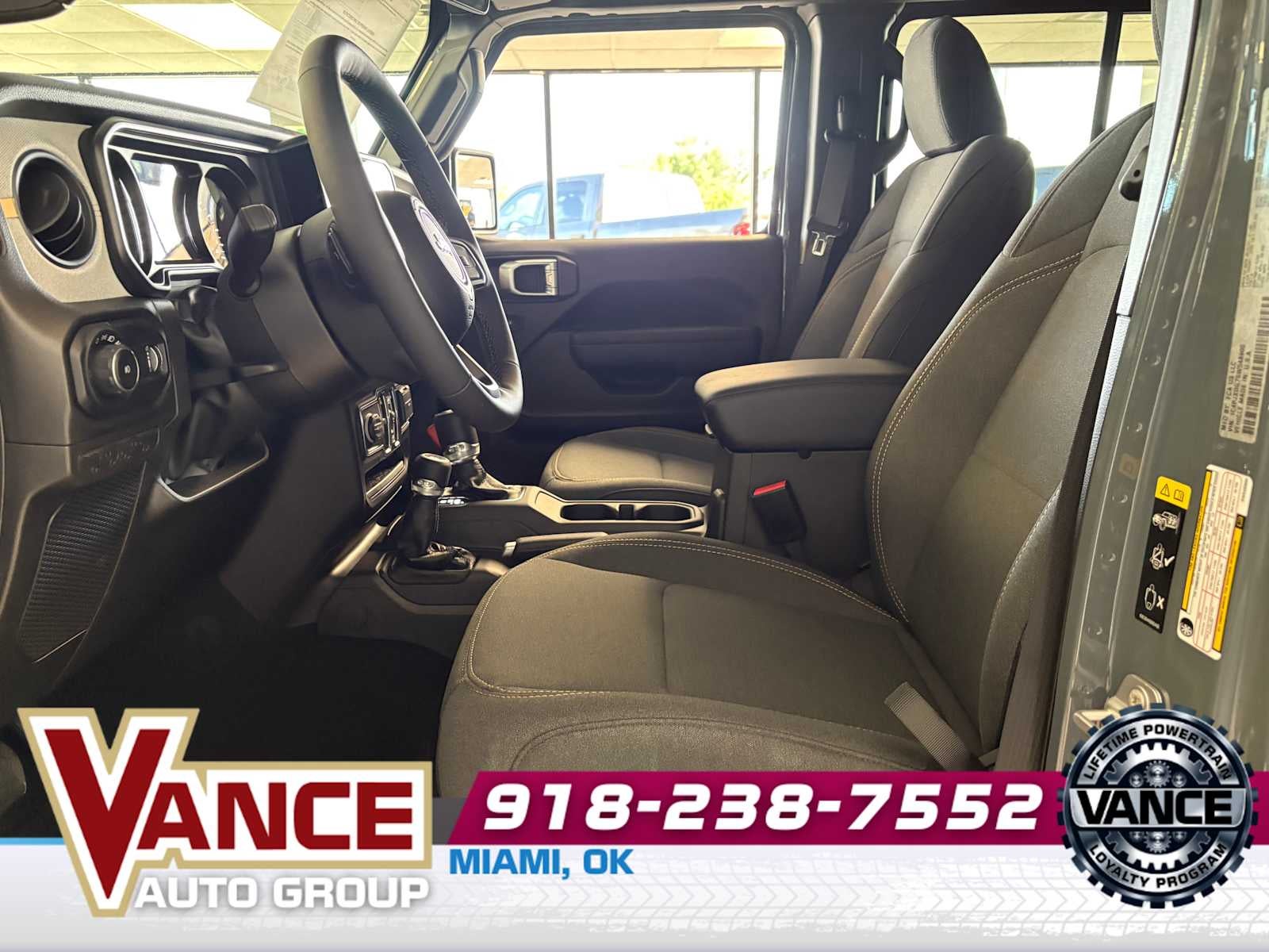 2025 Jeep Wrangler 4-Door Summit 4x4