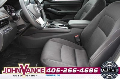 2023 Nissan Altima SV FWD