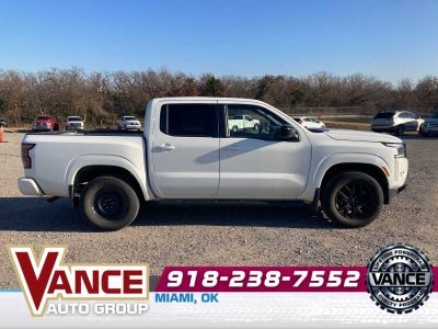 2023 Nissan Frontier Crew Cab SV 4x4