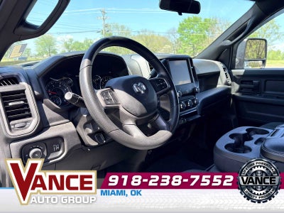 2024 RAM 3500 Tradesman Crew Cab 4x4 8' Box