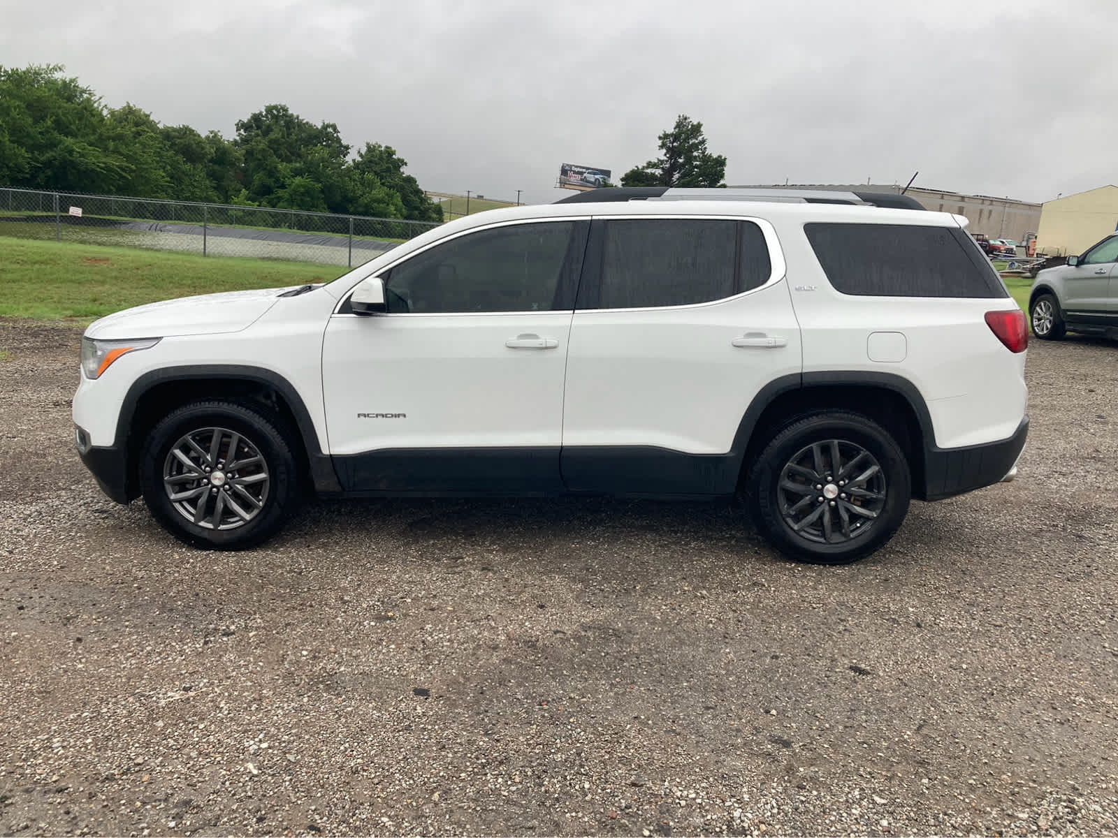 Used 2018 GMC Acadia SLT-1 with VIN 1GKKNMLS0JZ244621 for sale in Guthrie, OK