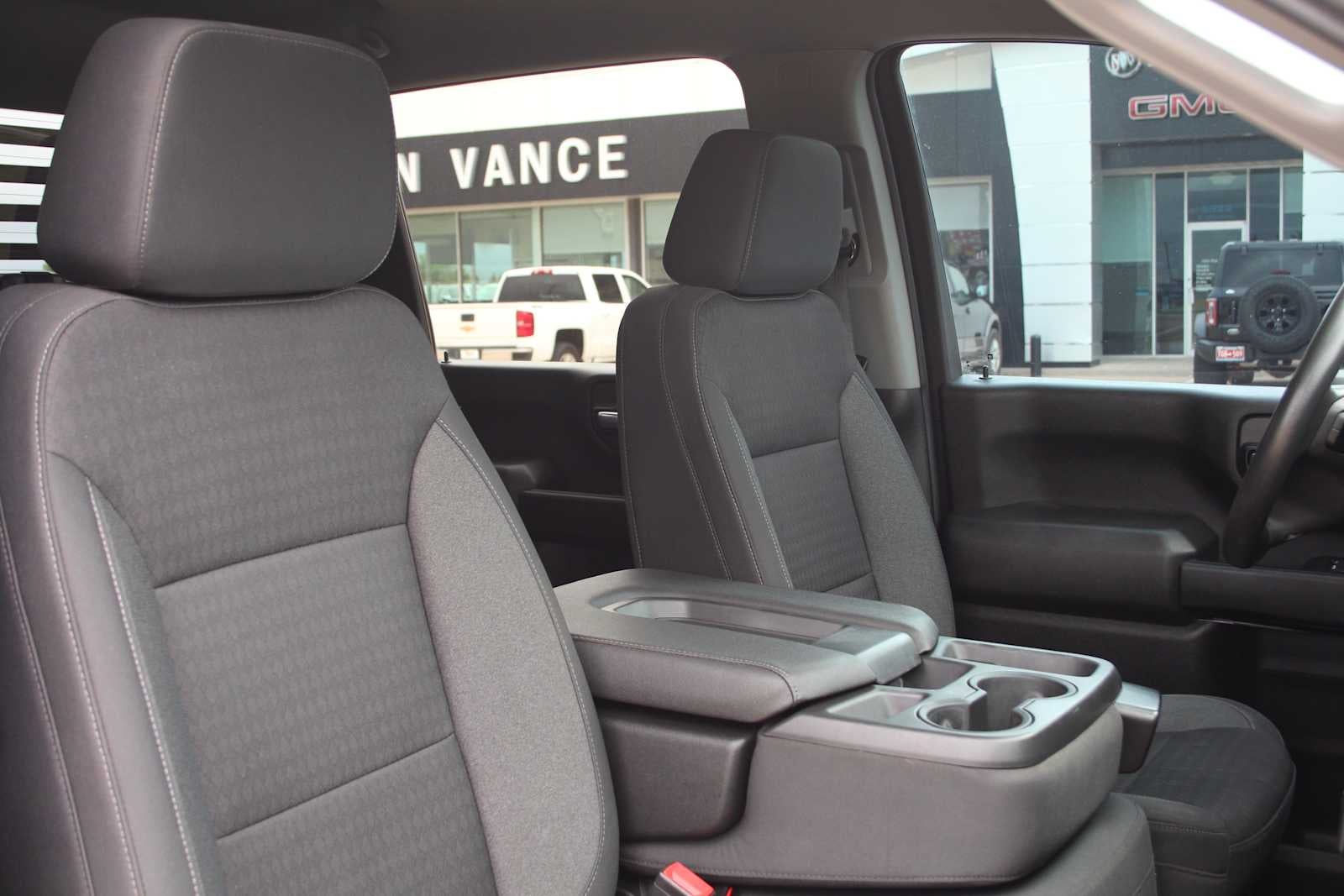 2023 Chevrolet Silverado 2500HD Custom