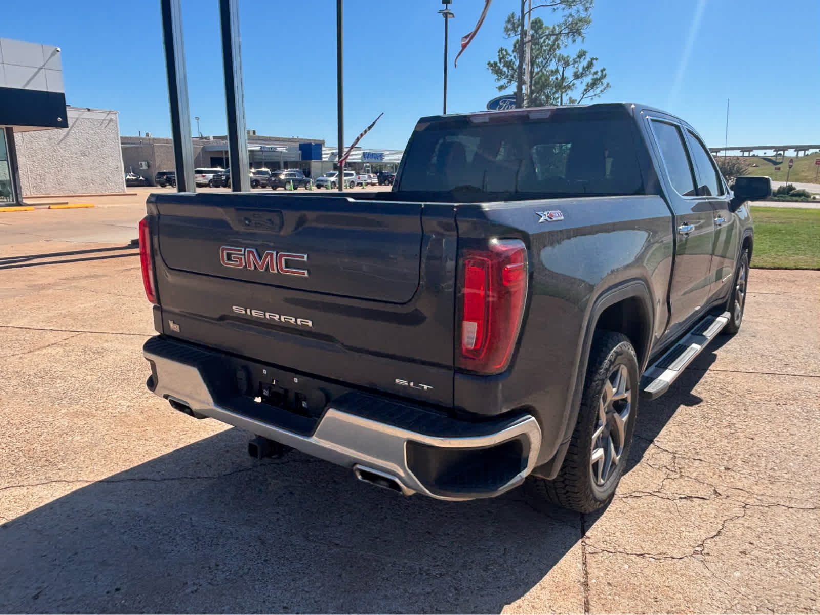 2022 GMC Sierra 1500 SLT
