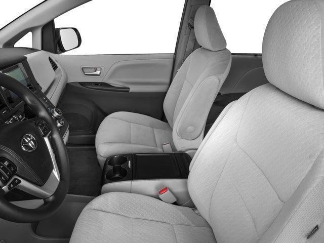 2016 Toyota Sienna LE AAS