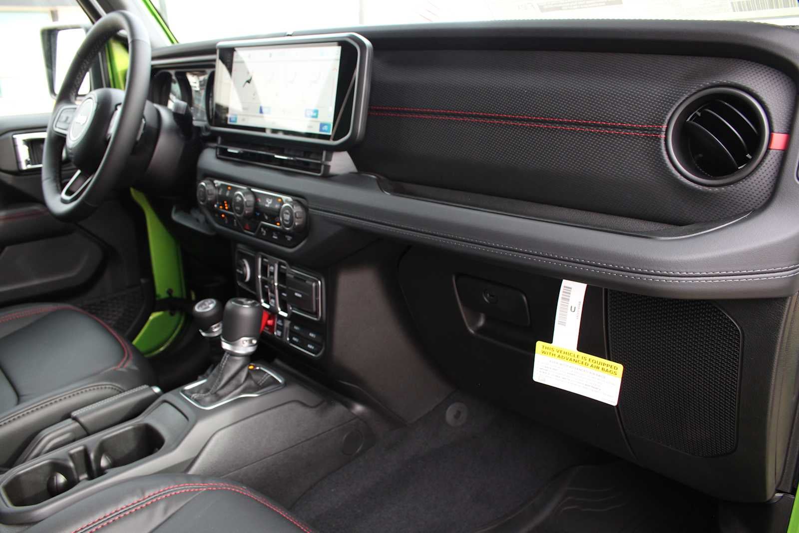 2025 Jeep Wrangler 4-Door Rubicon - Photo 18