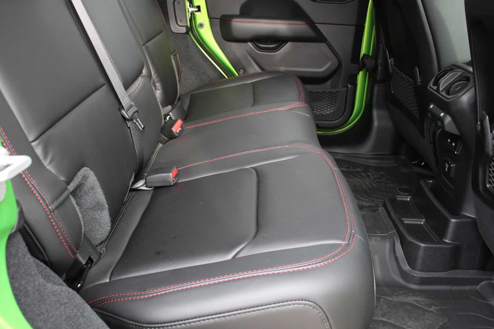 2025 Jeep Wrangler 4-Door Rubicon - Photo 23