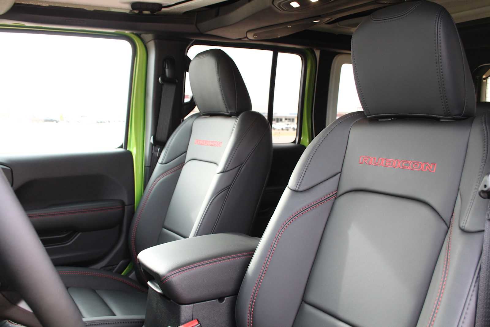 2025 Jeep Wrangler 4-Door Rubicon - Photo 27