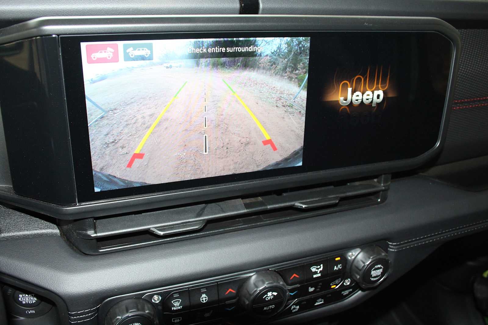 2025 Jeep Wrangler 4-Door Rubicon - Photo 39
