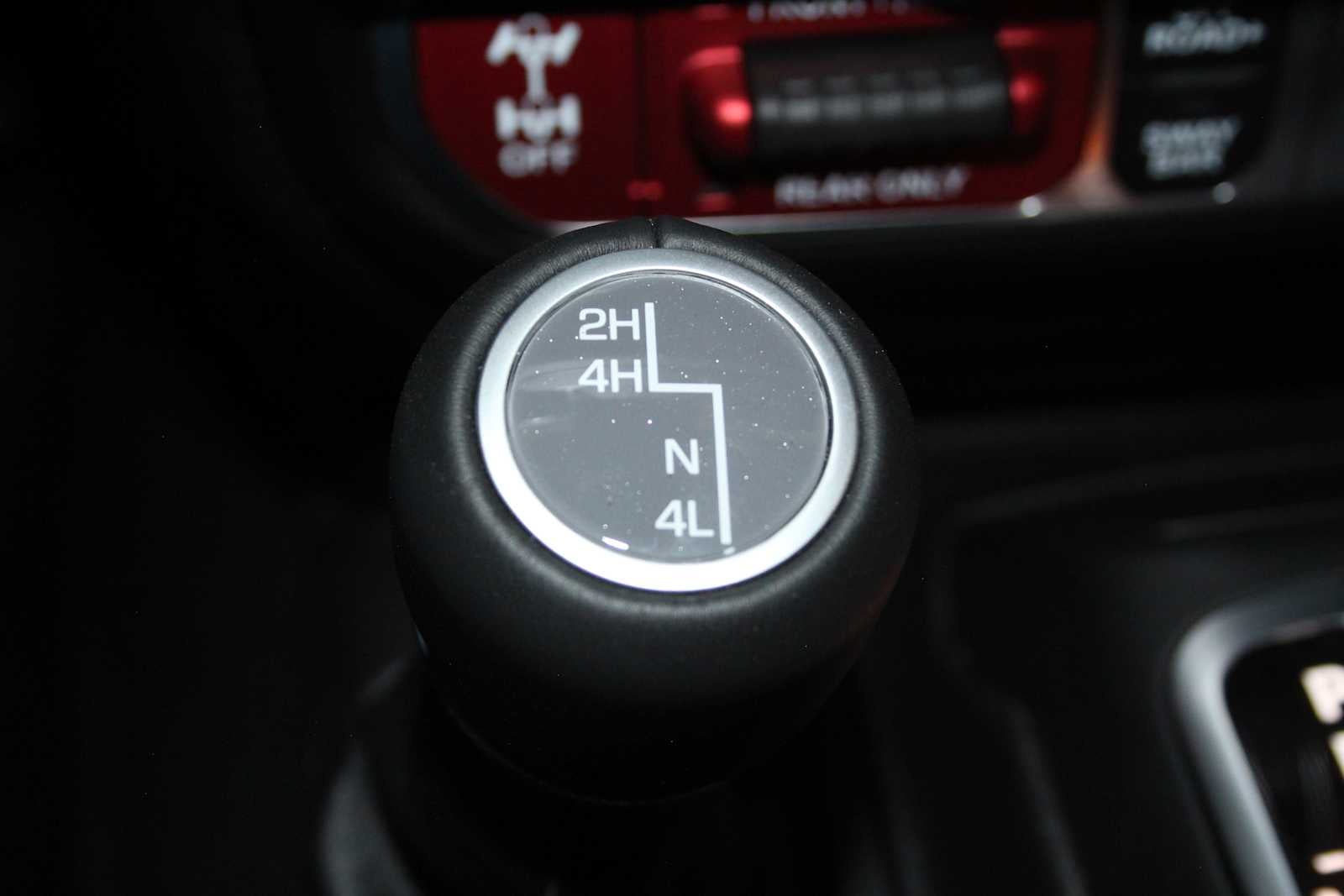 2025 Jeep Wrangler 4-Door Rubicon - Photo 42
