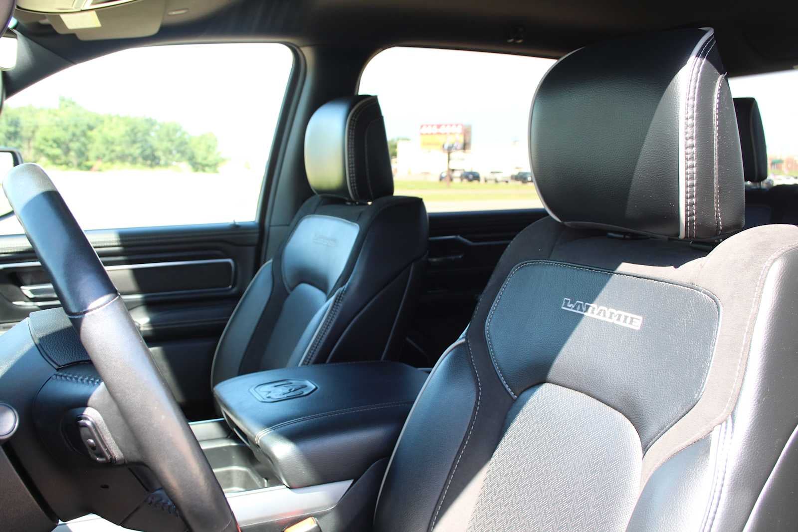 2024 RAM Ram 1500 Pickup Laramie - Photo 27