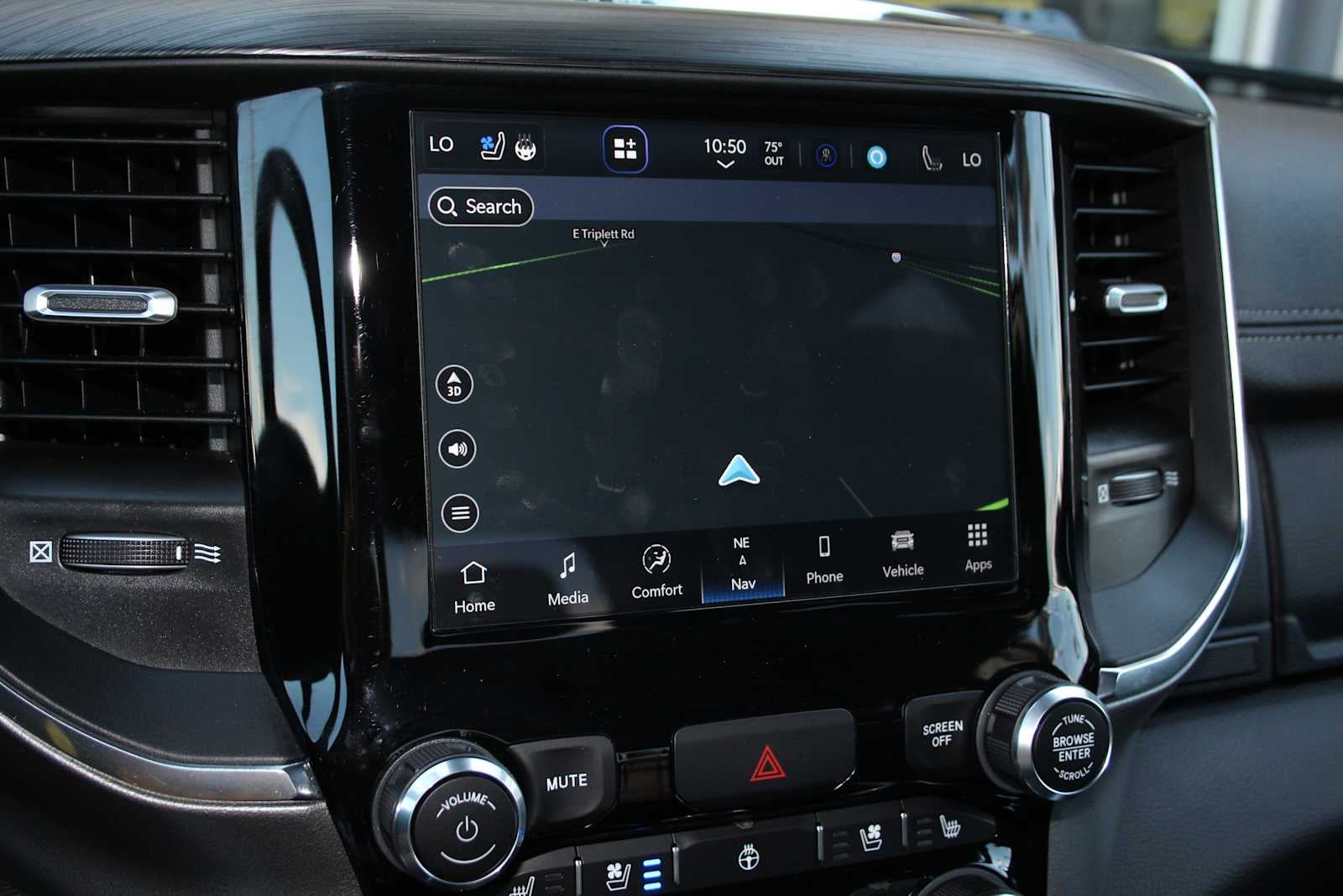 2024 RAM Ram 1500 Pickup Laramie - Photo 38