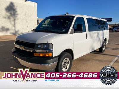 2024 Chevrolet Express Passenger 3500 1LT