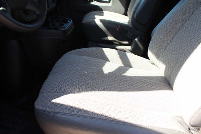 2025 Chevrolet Express Passenger 1LT