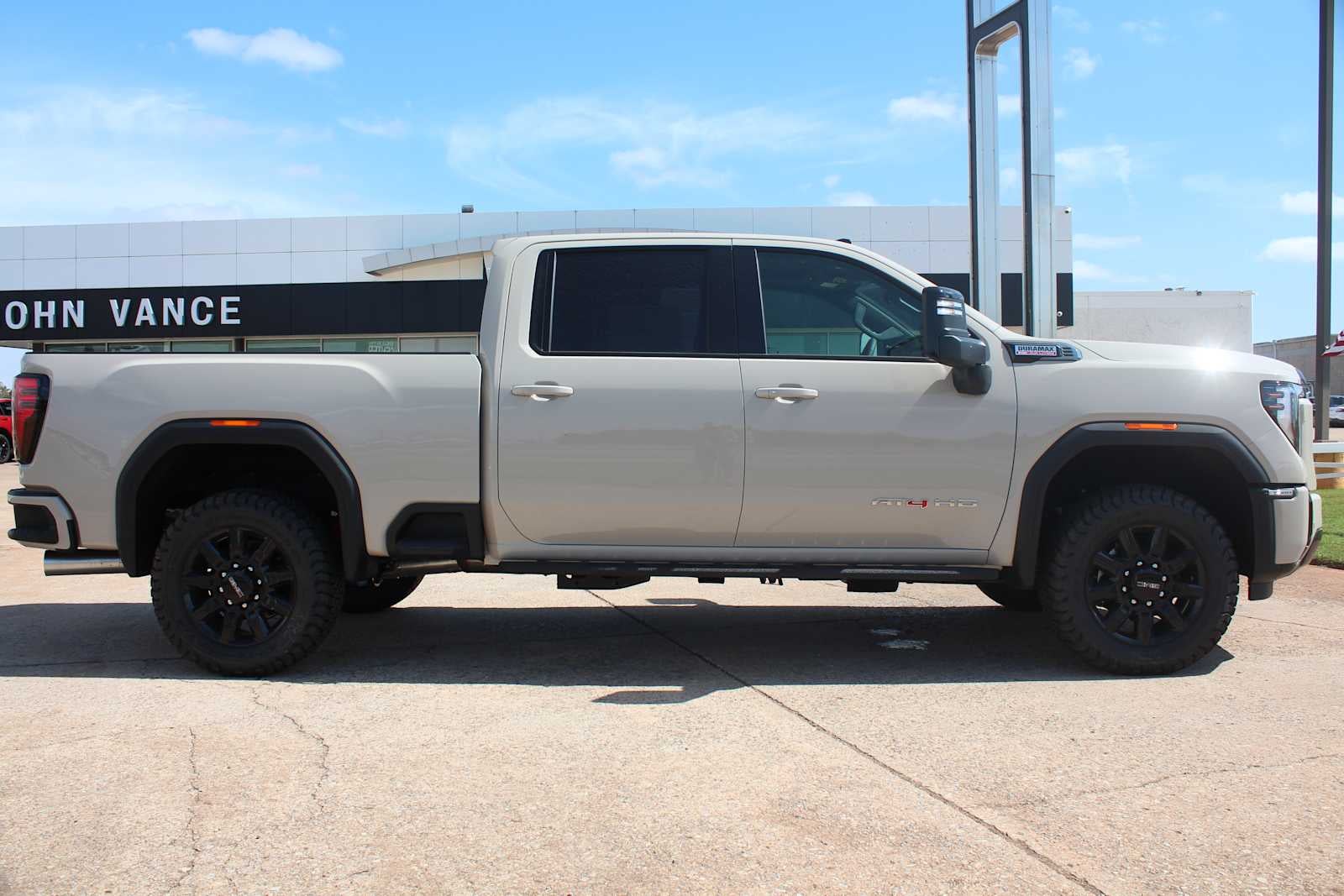 2026 GMC Sierra 2500HD AT4