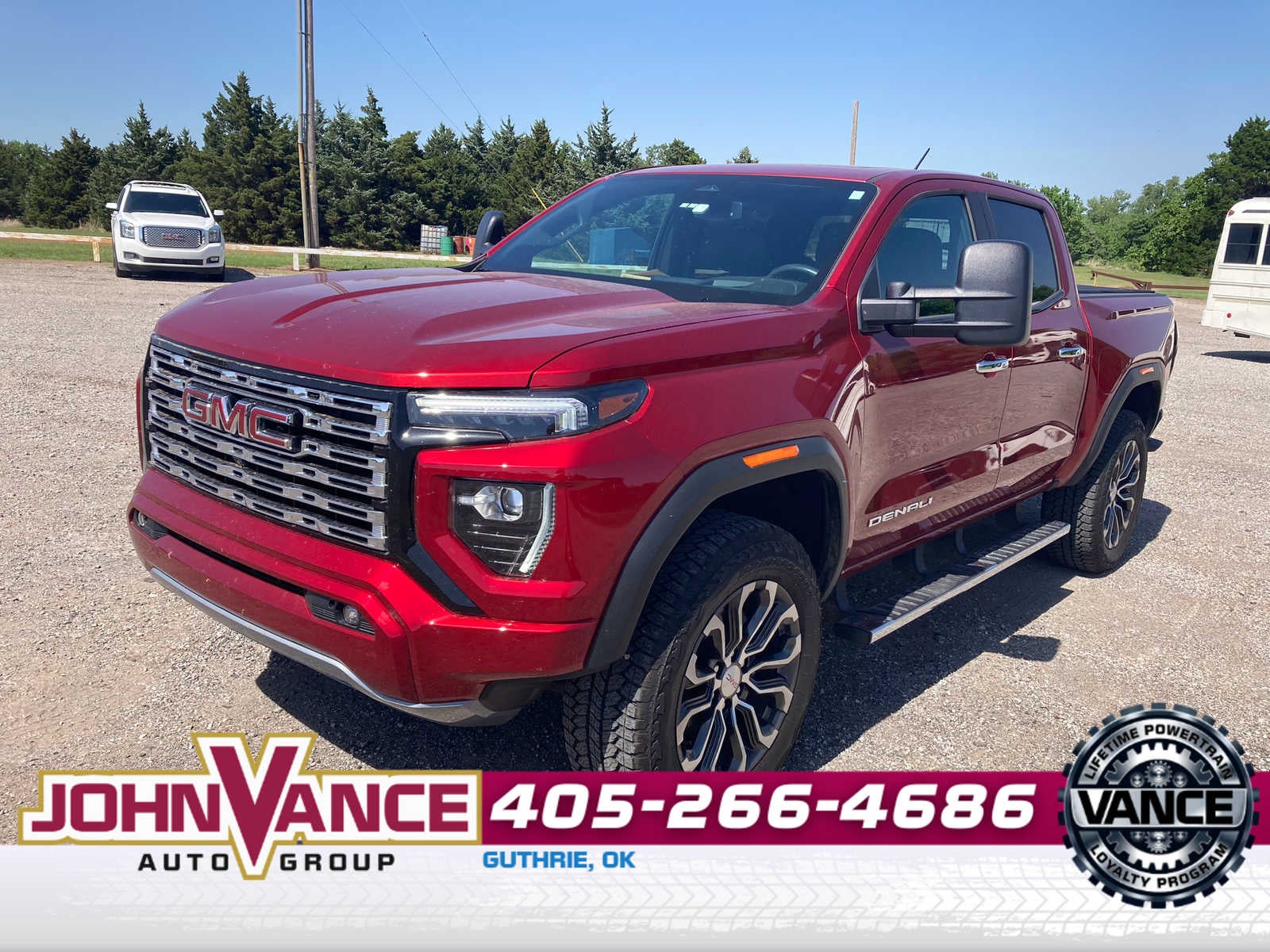 2024 GMC Canyon 4WD Denali Crew Cab Short Box's photo