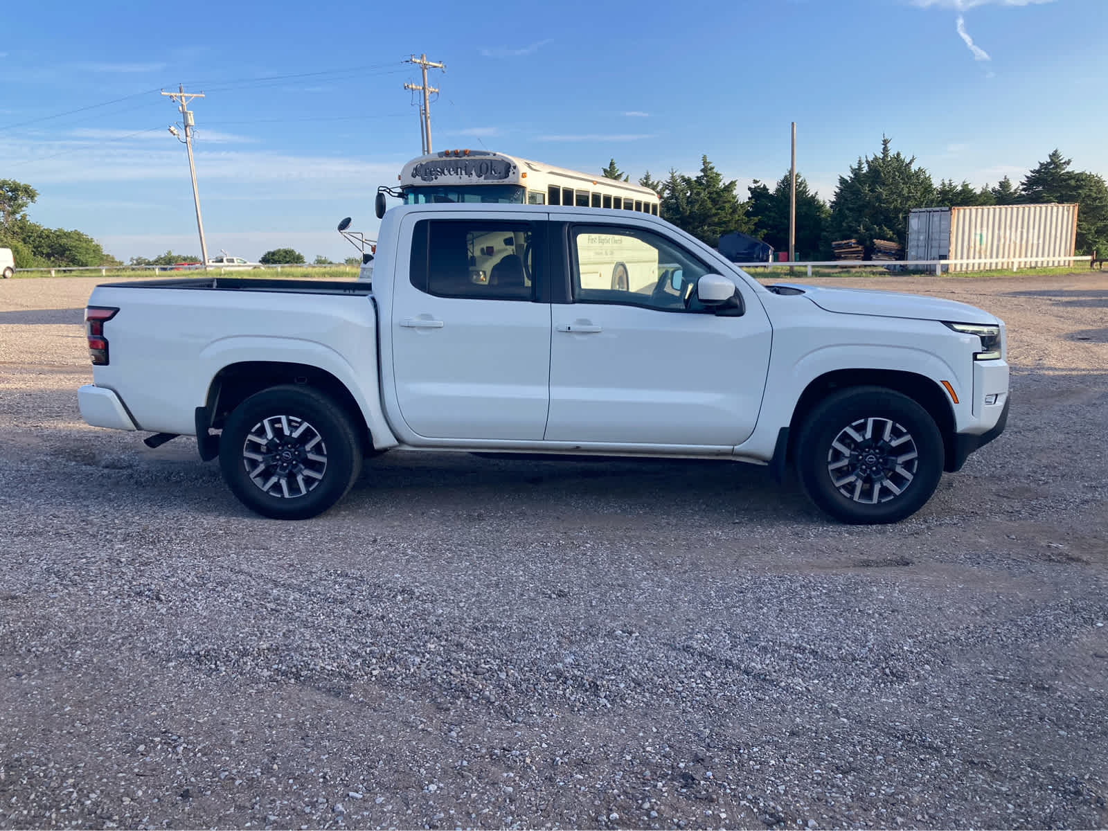 2023 Nissan Frontier SV