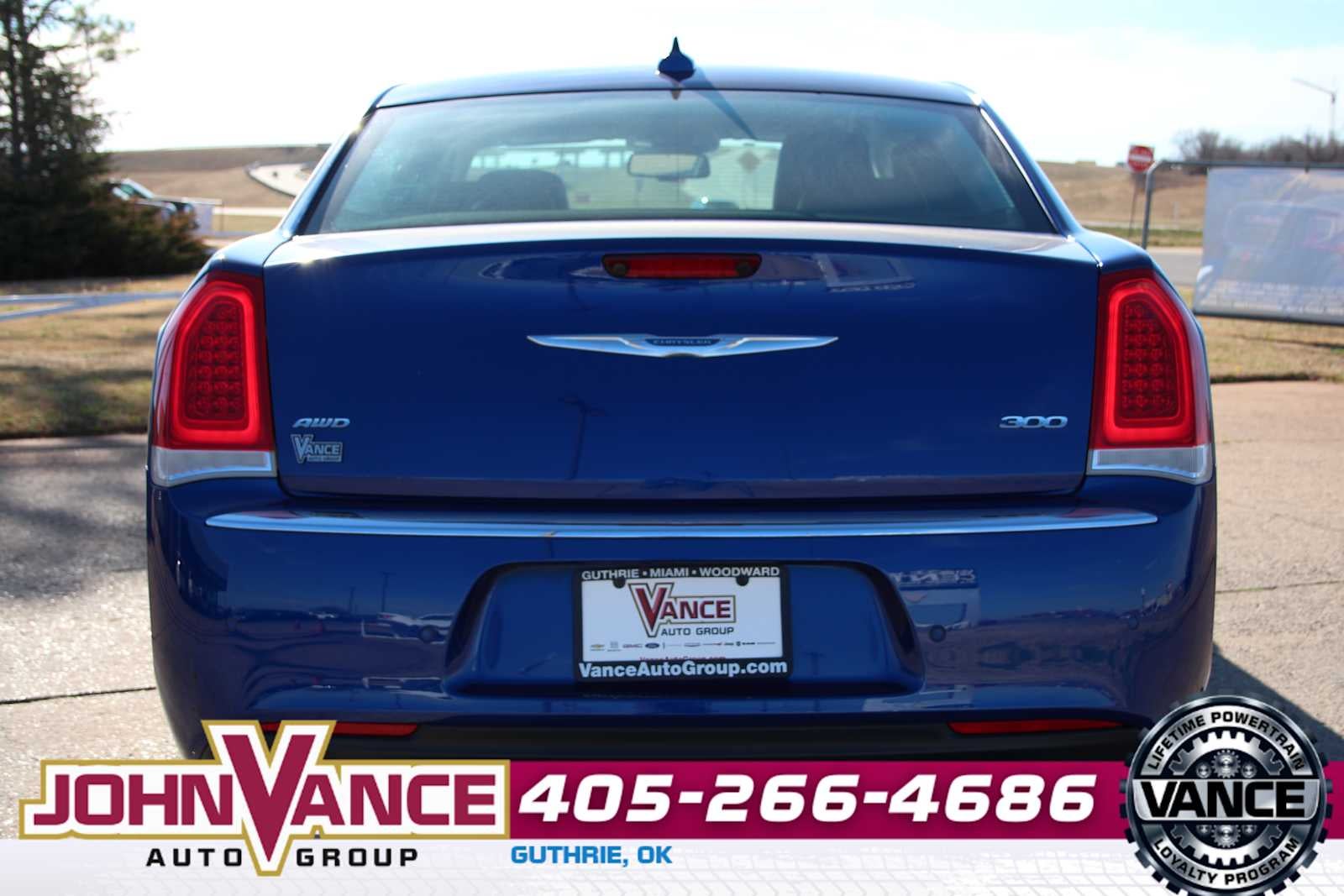 2021 Chrysler 300 Touring L