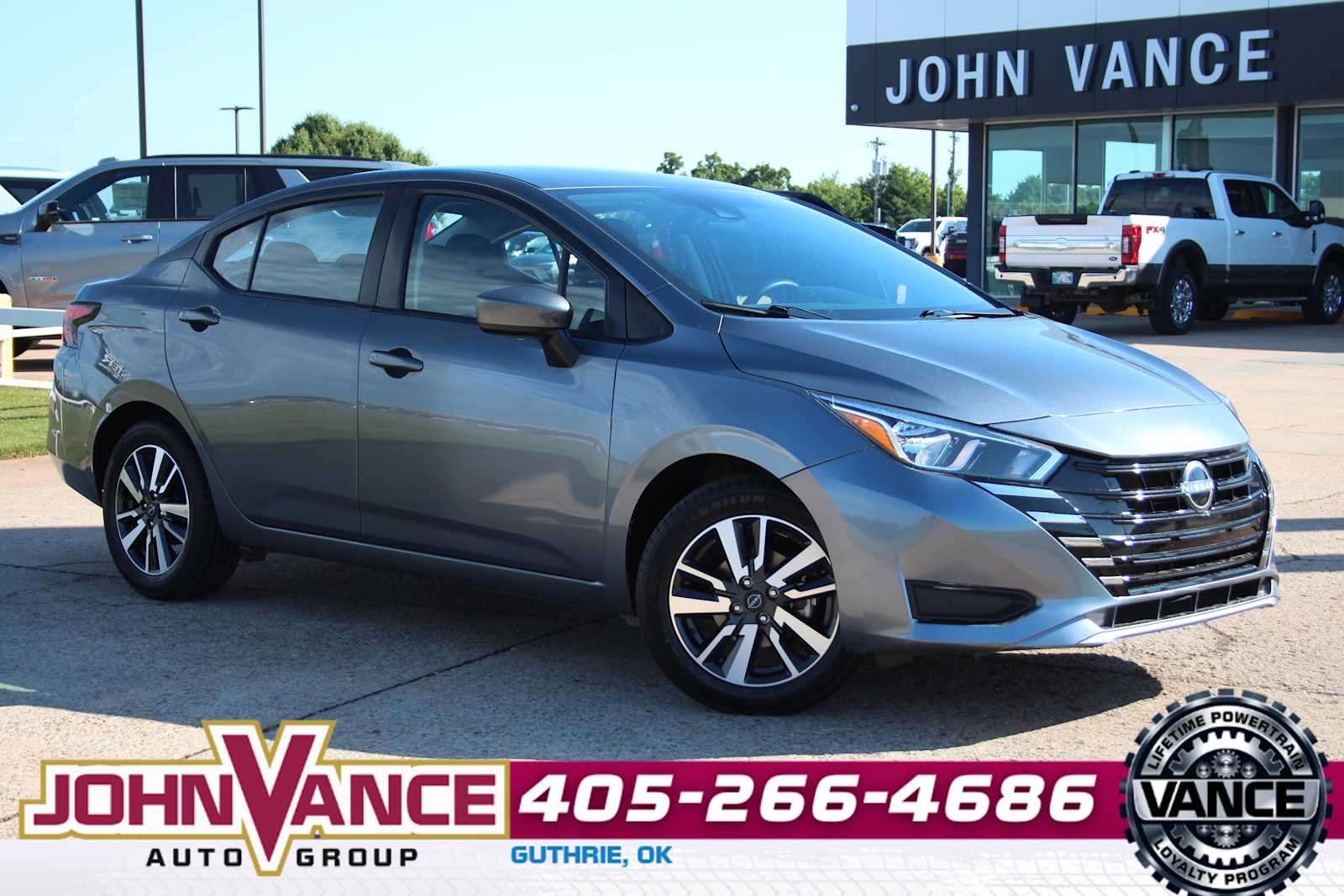 2024 Nissan Versa 1.6 SV CVT's photo