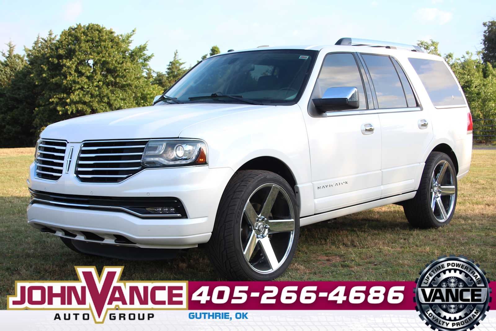 2015 Lincoln Navigator Base