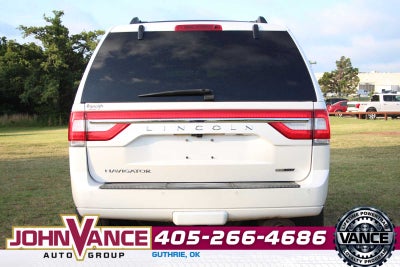 2015 Lincoln Navigator Base
