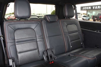 2022 Lincoln Navigator L Black Label