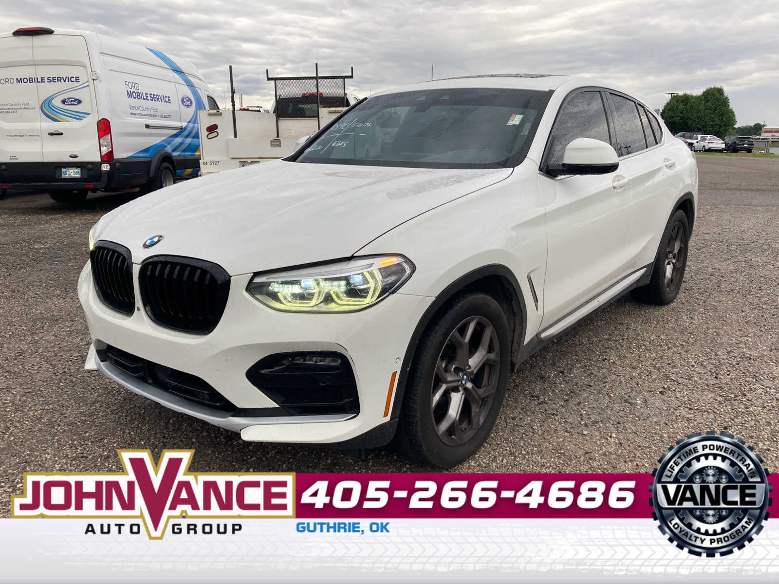 2021 BMW X4 xDrive30i's photo