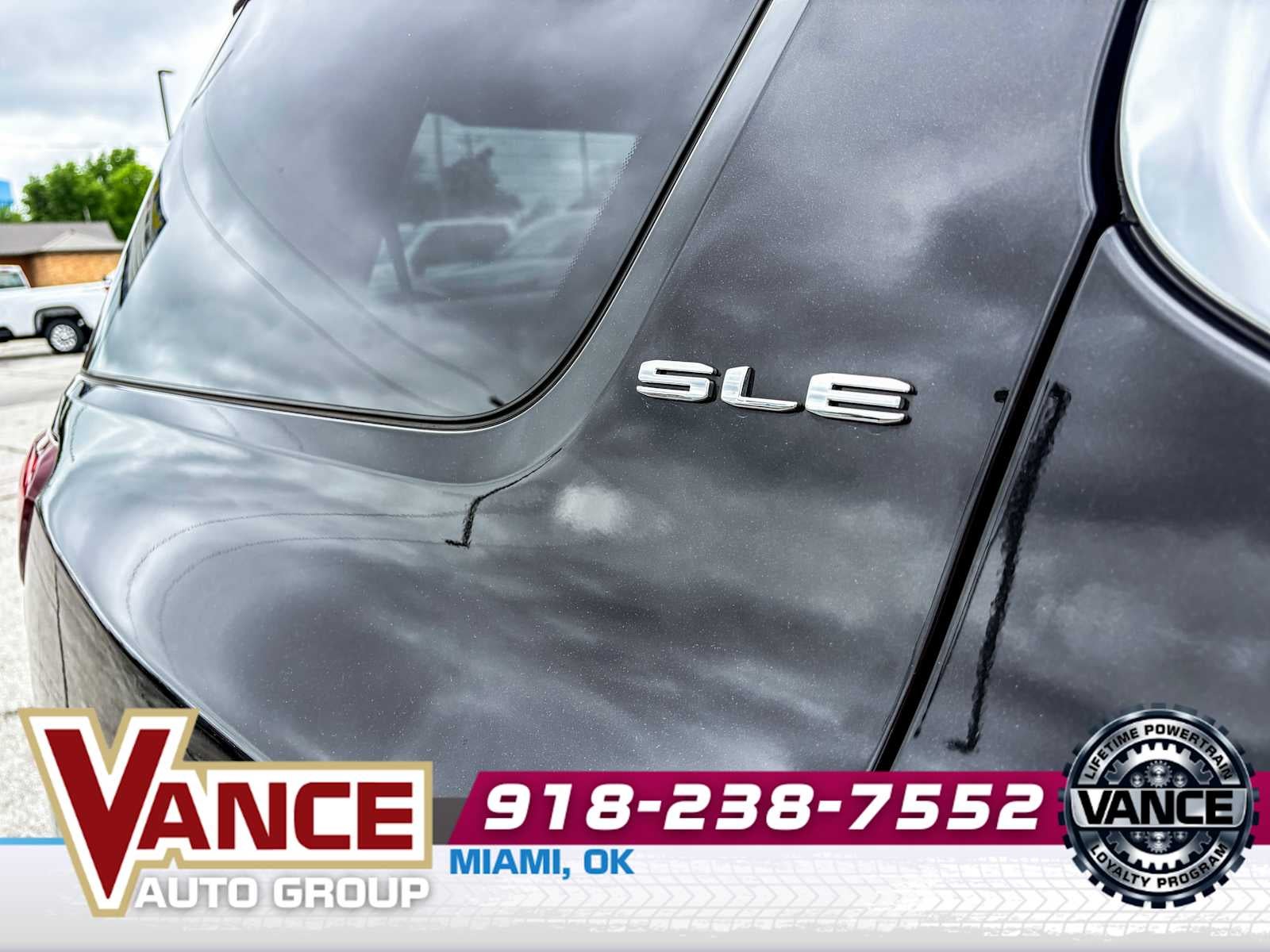 2023 GMC Acadia SLE