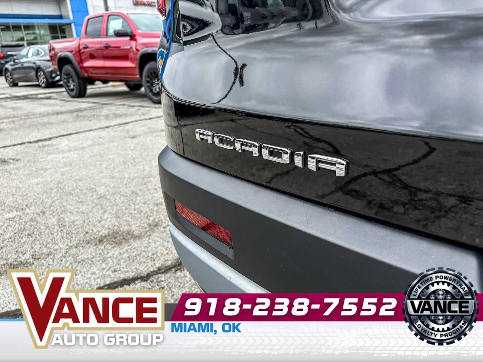 2023 GMC Acadia SLE