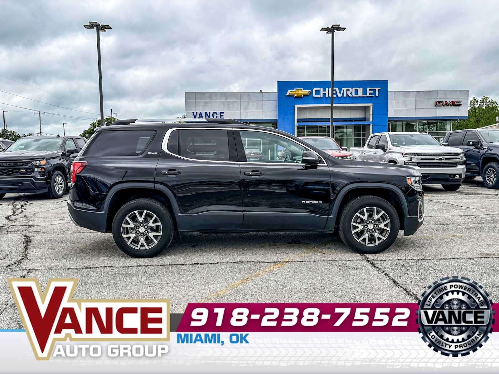 2023 GMC Acadia SLE