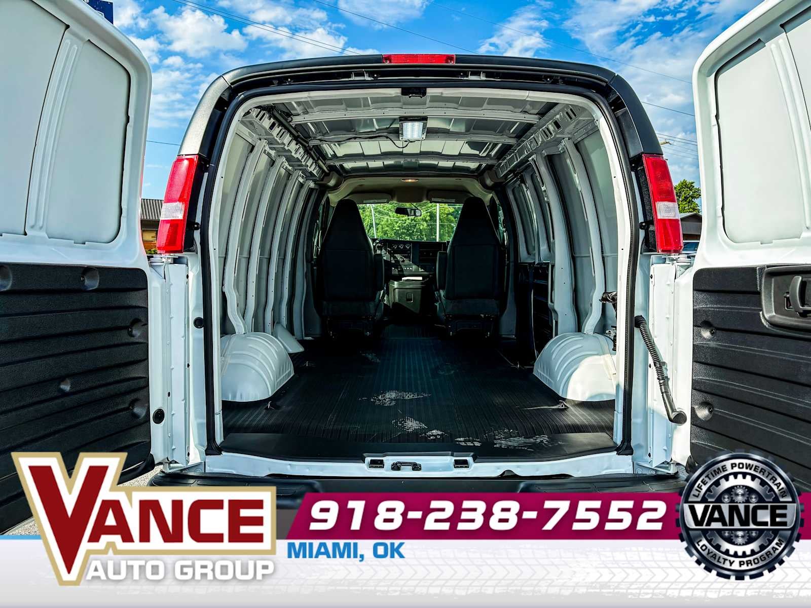 2025 GMC Savana Cargo 2500 Work Van