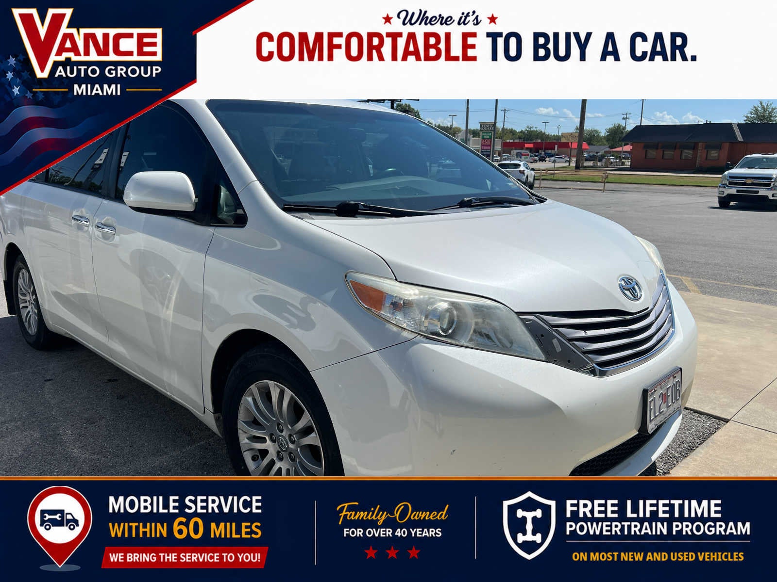 2017 Toyota Sienna XLE Auto Access Seat