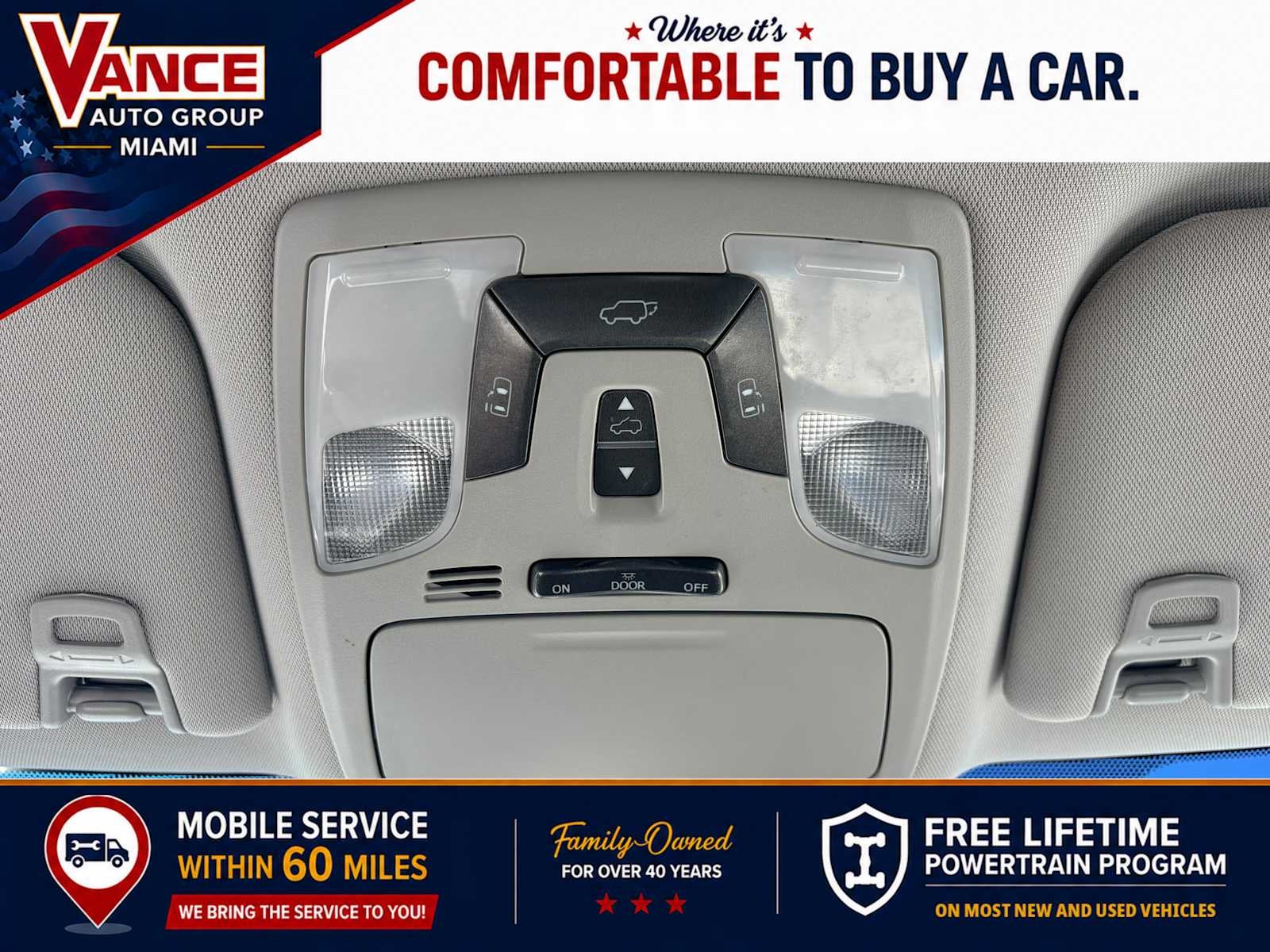 2017 Toyota Sienna XLE Auto Access Seat