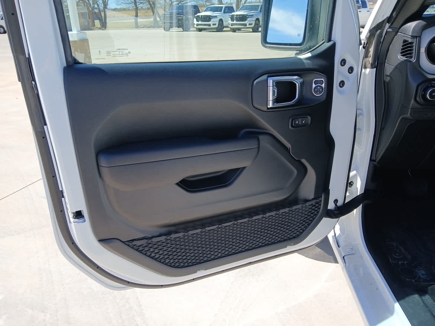 2025 Jeep Wrangler 4-Door Summit 4x4