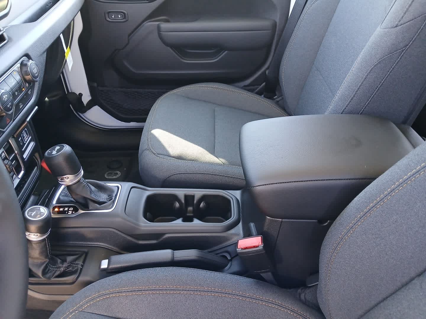 2025 Jeep Wrangler 4-Door Summit 4x4