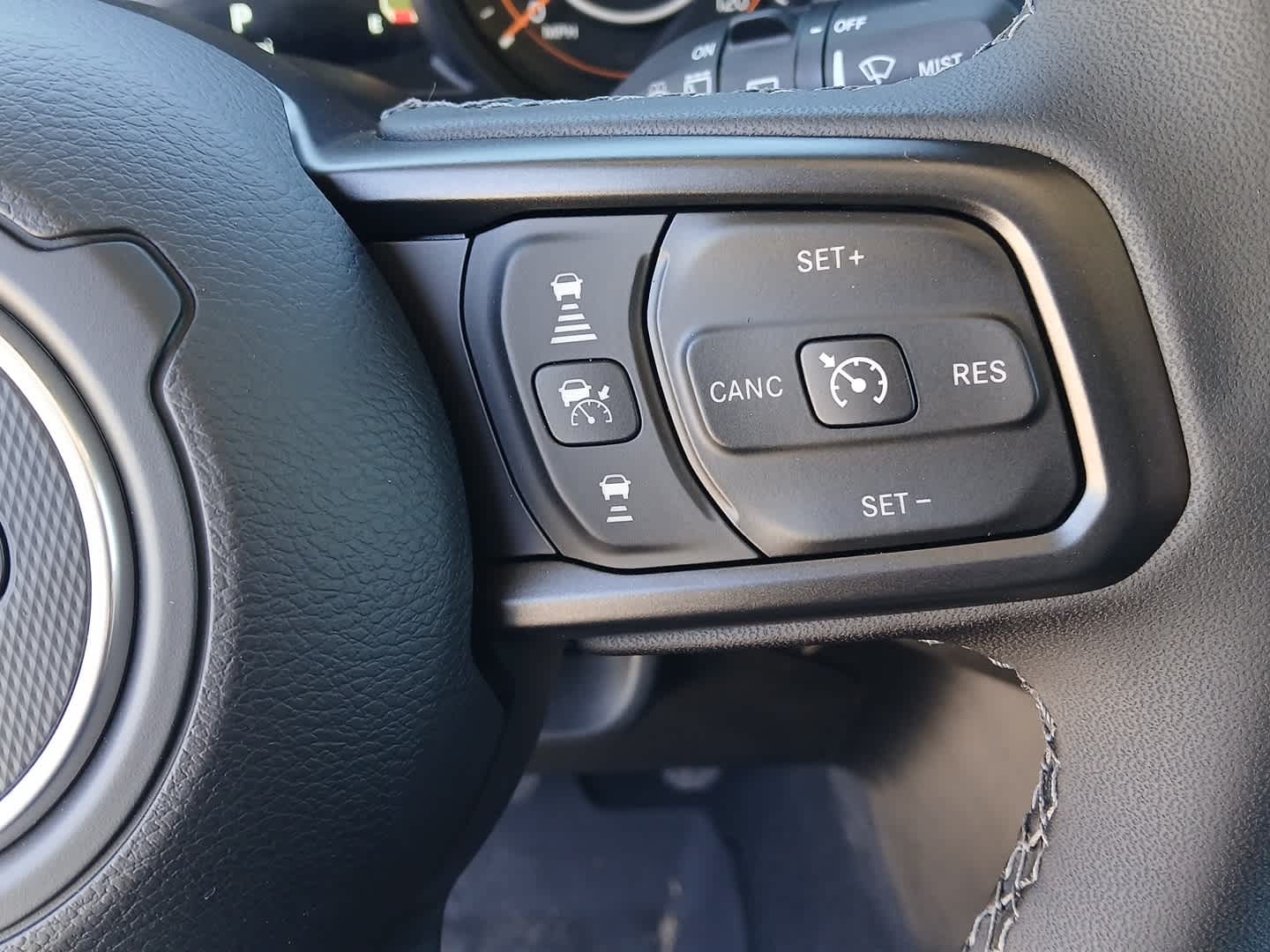 2025 Jeep Wrangler 4-Door Summit 4x4