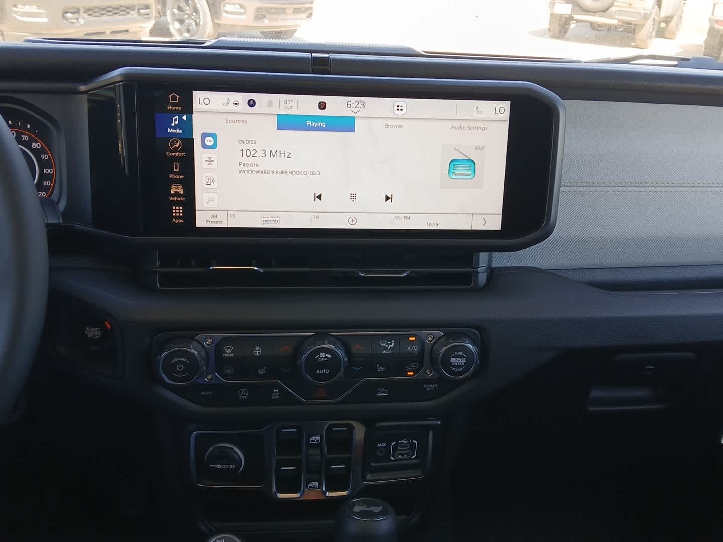 2025 Jeep Wrangler 4-Door Summit 4x4