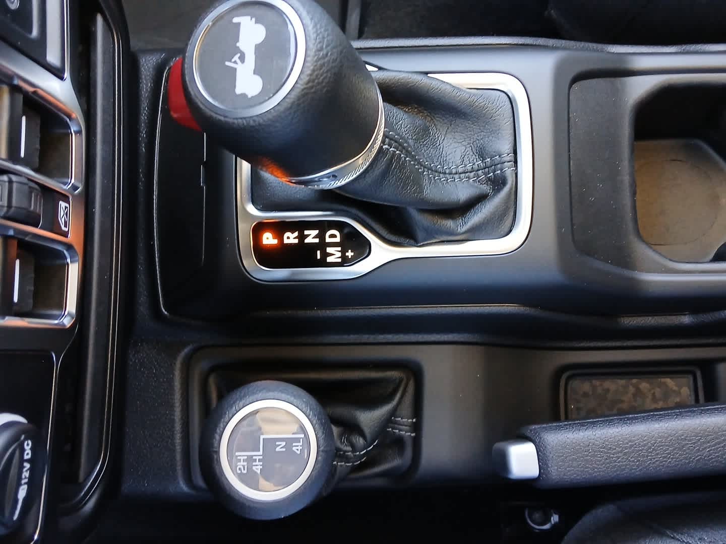 2025 Jeep Wrangler 4-Door Summit 4x4