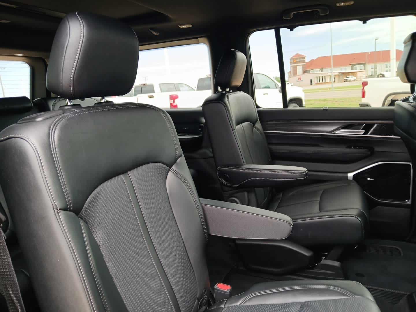 2024 Jeep Wagoneer Series III 4x4