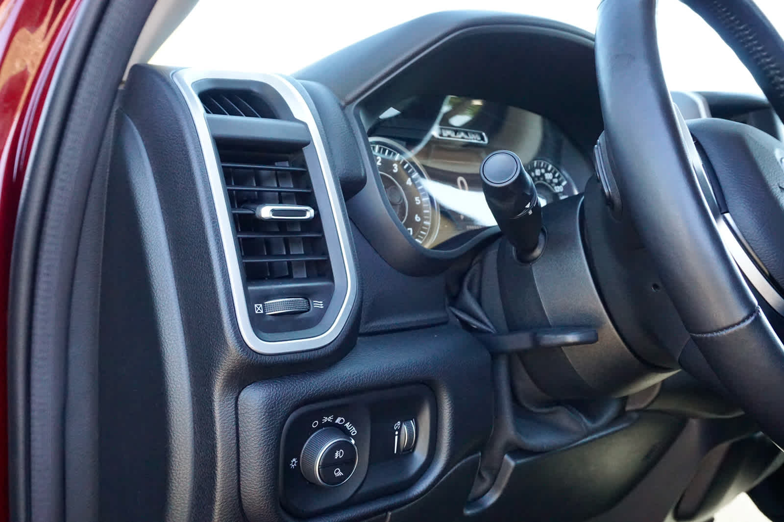 2020 RAM Ram 1500 Big Horn Crew Cab 4x4 5'7' Box