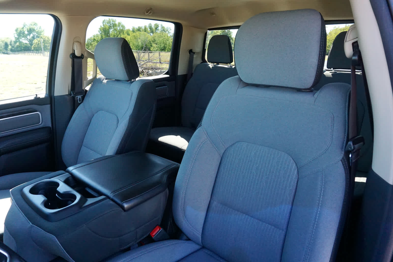 2020 RAM Ram 1500 Big Horn Crew Cab 4x4 5'7' Box