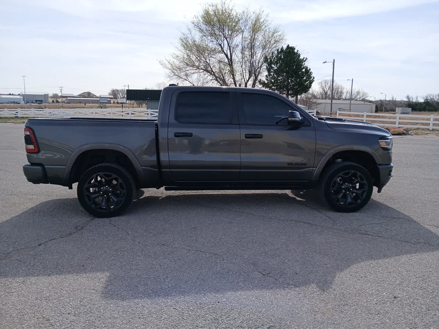 2024 RAM Ram 1500 Limited Crew Cab 4x4 5'7' Box