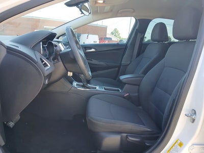 2017 Chevrolet Cruze LS Auto
