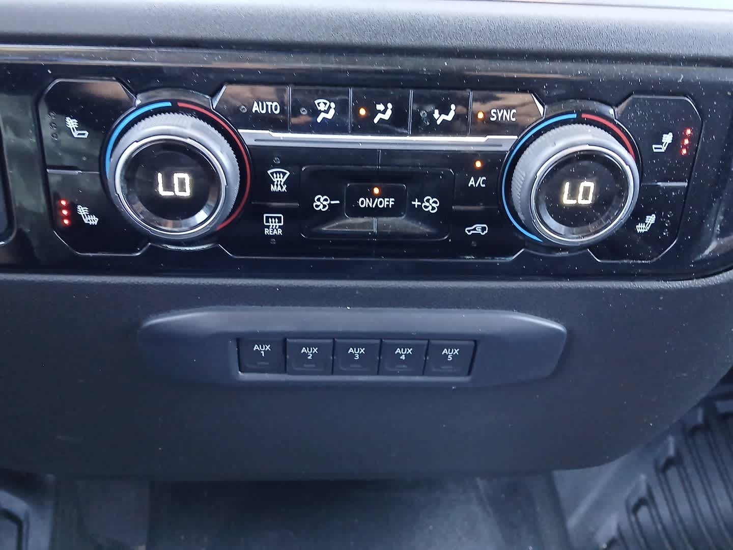 2024 Chevrolet Silverado 3500HD Chassis LT