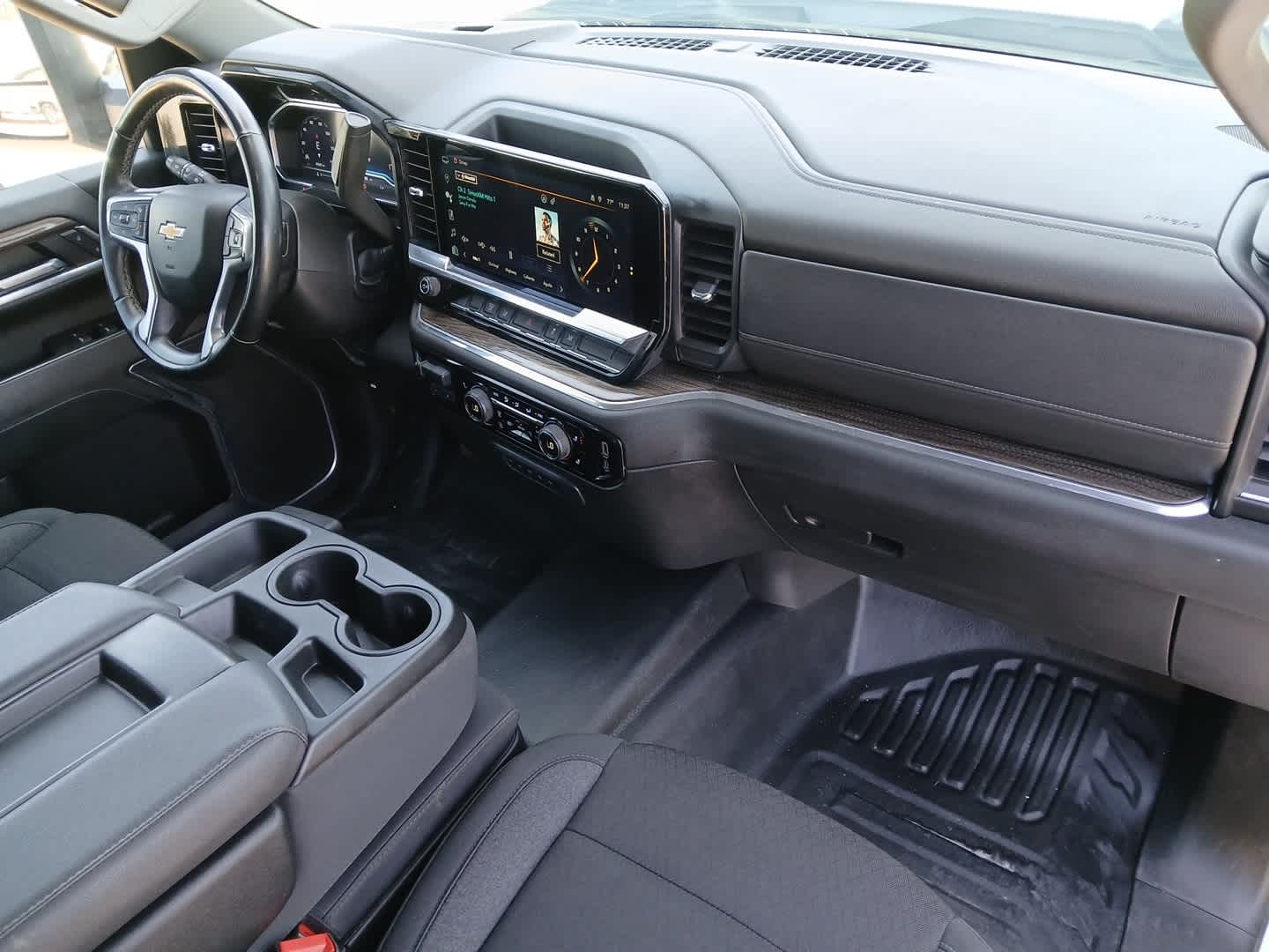 2024 Chevrolet Silverado 3500HD Chassis LT
