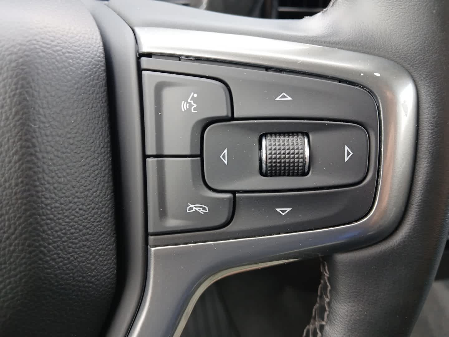 2023 Chevrolet Silverado 1500 4WD Double Cab Standard Bed LT