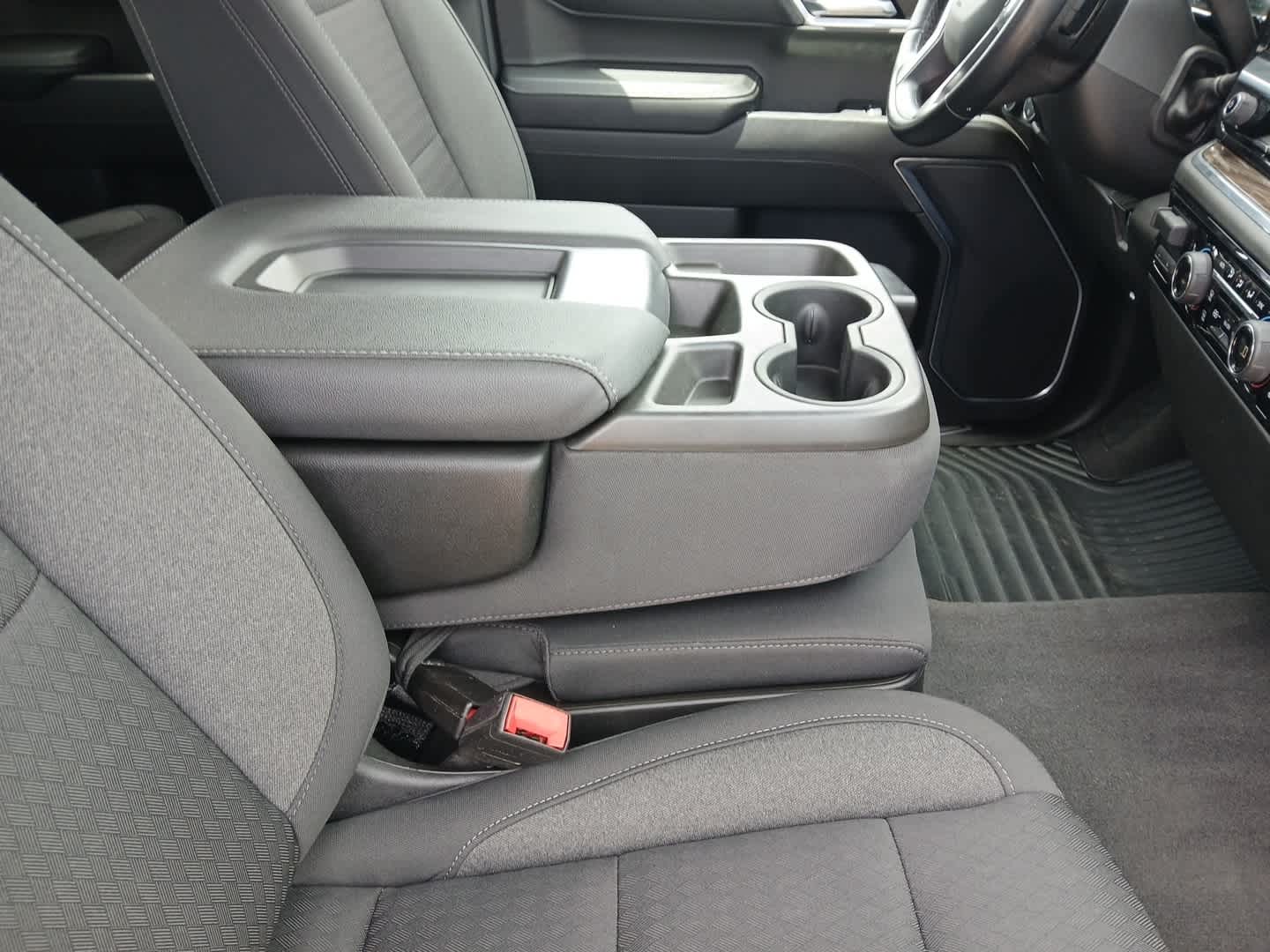 2023 Chevrolet Silverado 1500 4WD Double Cab Standard Bed LT