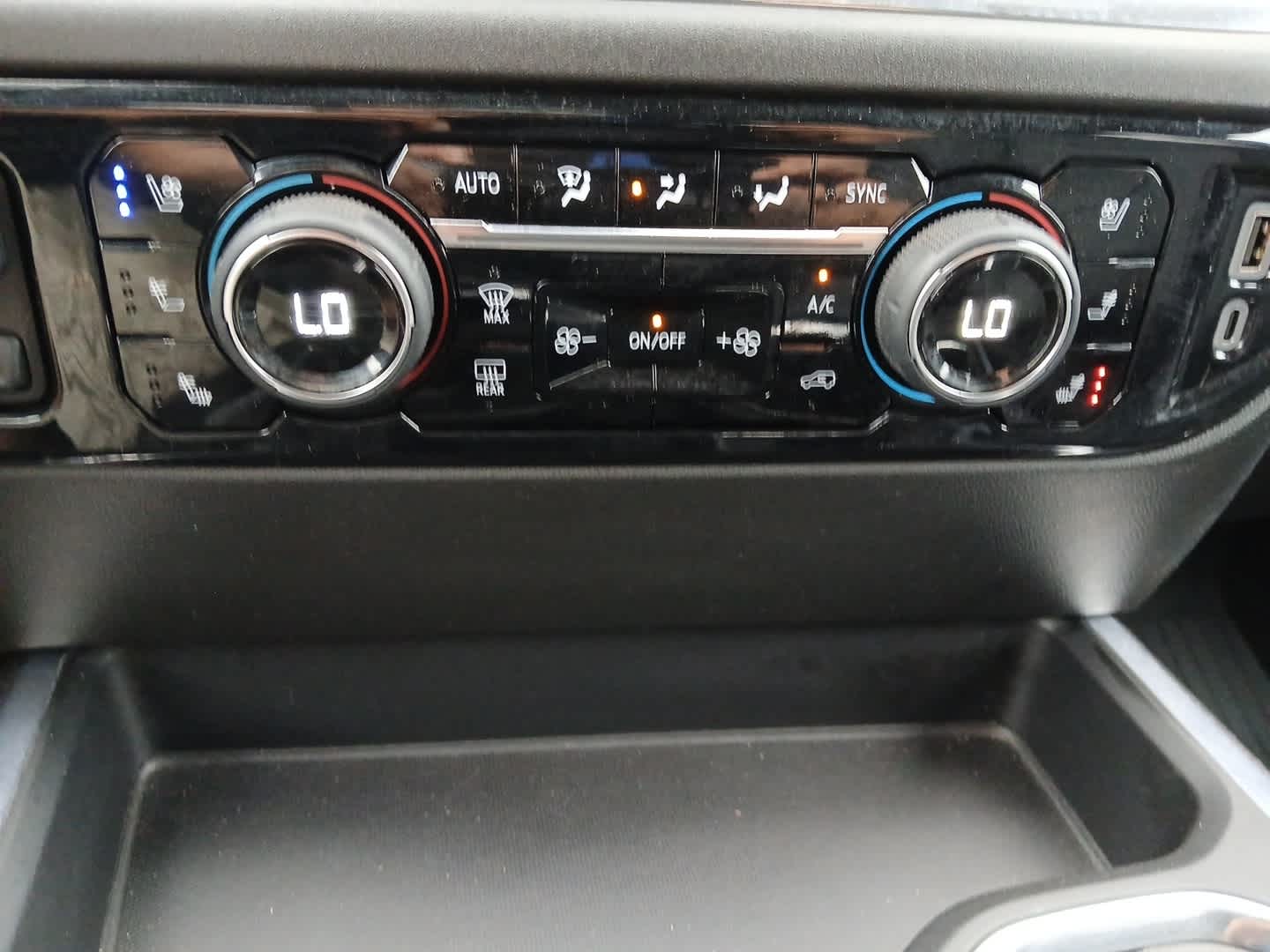 2024 Chevrolet Silverado 1500 4WD Crew Cab Short Bed LTZ