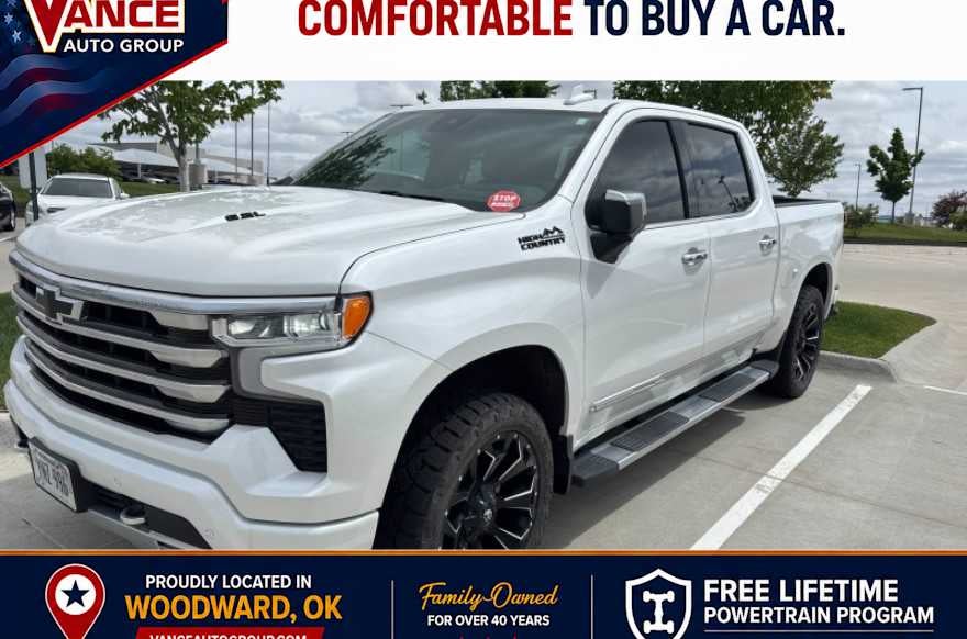2023 Chevrolet Silverado 1500 4WD Crew Cab Short Bed High Country