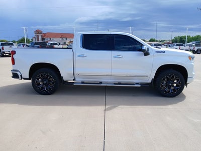 2023 Chevrolet Silverado 1500 4WD Crew Cab Short Bed High Country