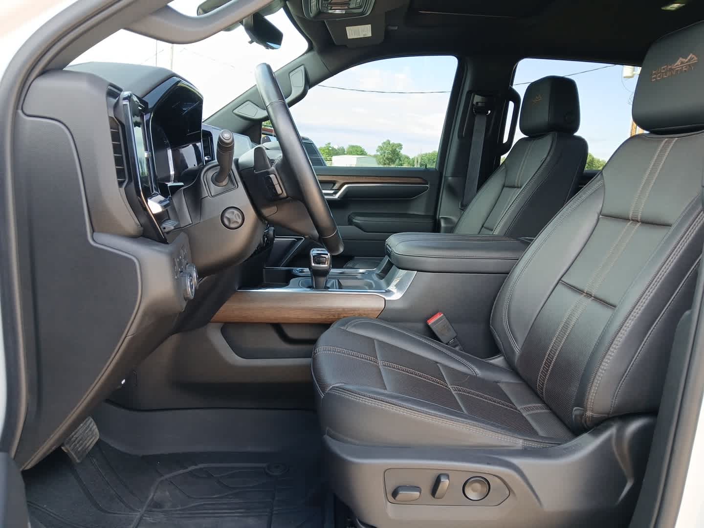2023 Chevrolet Silverado 1500 4WD Crew Cab Short Bed High Country